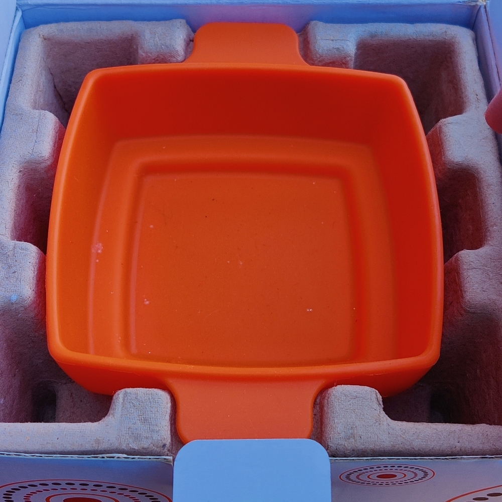 Fondue Set - Picture 2 of 6